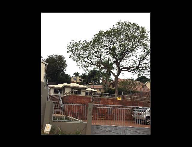 3 bed property to rent in PARK HILL